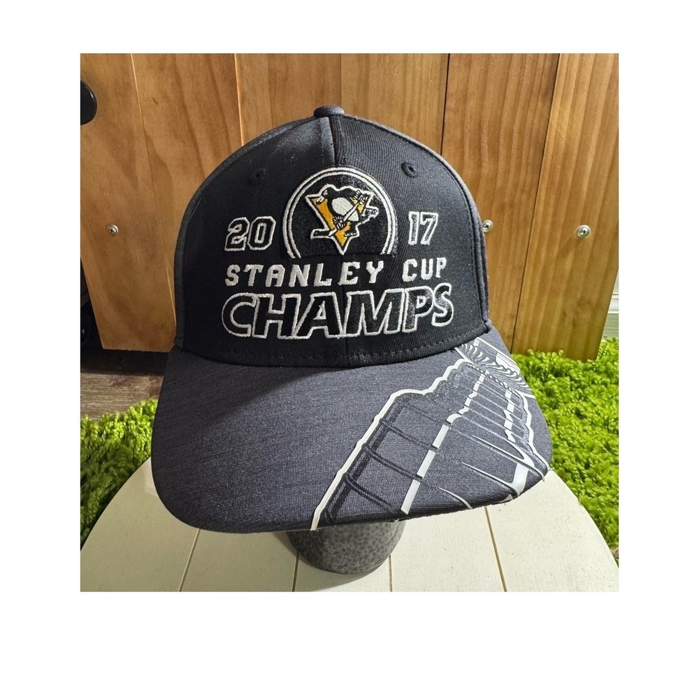 Reebok Pittsburgh Penguins 2017 Stanley Cup Champs Snapback Hat Black Mens‎ NHL